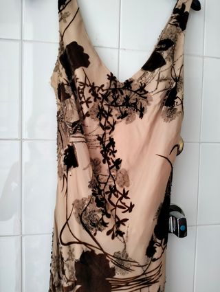 Dos vestidos de fiesta beige y marrón el beige M