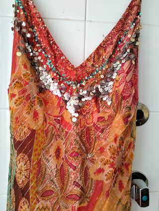 Dos vestidos de fiesta beige y marrón el beige M