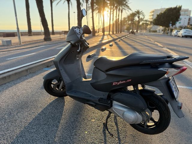 Honda Dylan 125cc