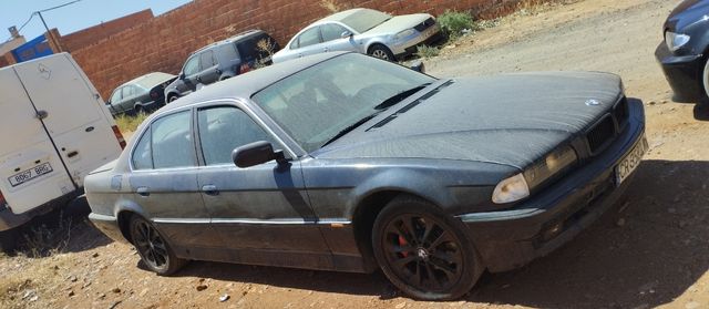 BMW Serie 7 E38