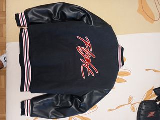 Bomber Jordan Flight Negra