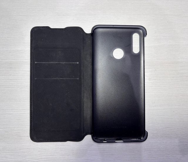 Custodia nera con cover per Huawei Smart 2019