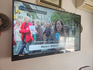 TV Philips en buen estado!