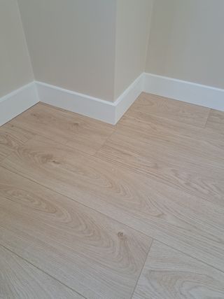 Carpintería a medida puertas tarimas armarios