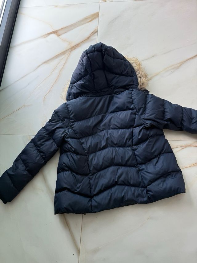 Chaqueta Tommy Hilfiger azul marino con capucha