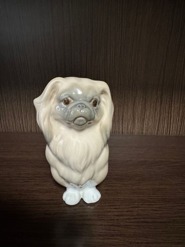 Figura Lladró: Perro Peking