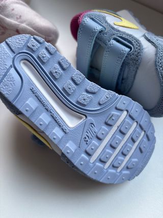 Zapatillas Nike niño/a TALLA 21