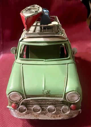 Maqueta Coche Mini Vintage con Kayak