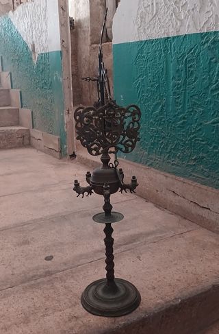 Antigüedad lámpara aceite