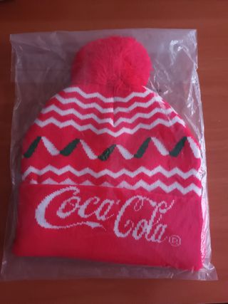 Gorro Coca-Cola Rojo con Pompón