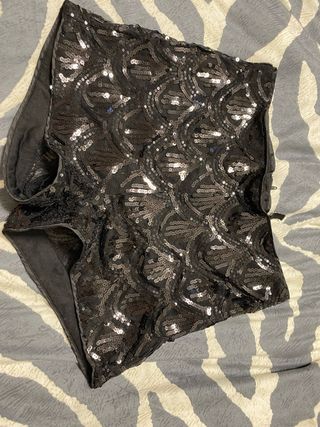 Pantalones cortos de lentejuelas negros