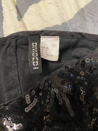 Pantalones cortos de lentejuelas negros