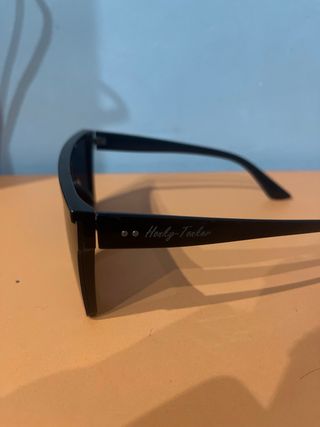 Gafas de sol cuadradas Honki Tonker negras 