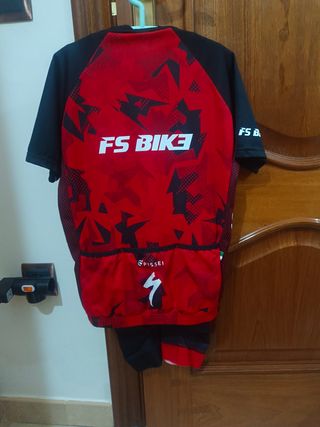 Equipación ciclismo niño FS BIKE