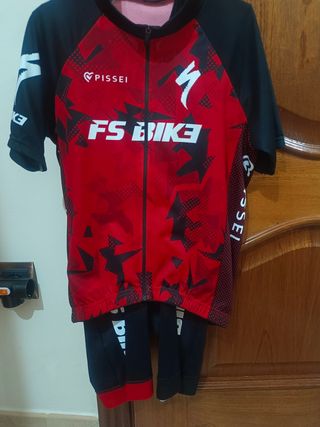 Equipación ciclismo niño FS BIKE