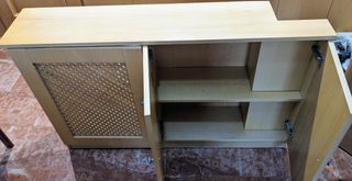 Mueble cubre radiador de madera