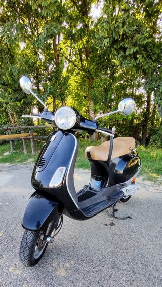 Vespa Piaggio LX50 2t año 2005