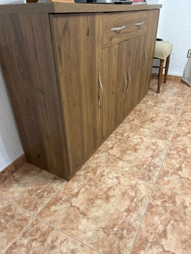 Mueble de salón de madera