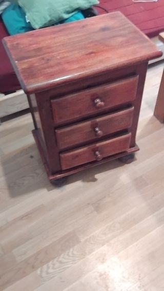 Mesita de noche 60x45 Cajonera madera maciza pino