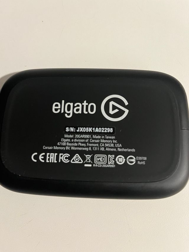 Capturadora Elgato HD60 S+