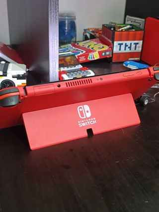 Nintendo Switch Rosso