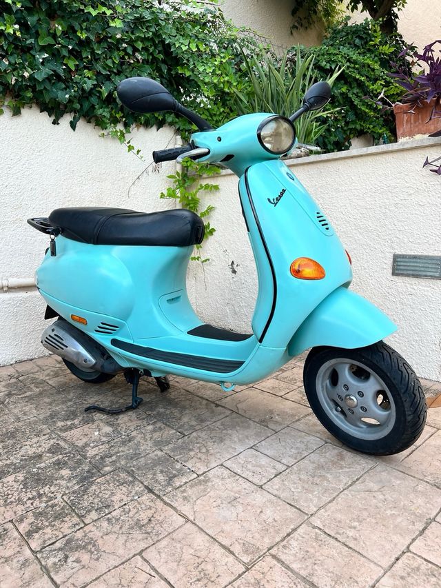 Vespa Piaggio ET4 125 1997 - MOTOR ROTO