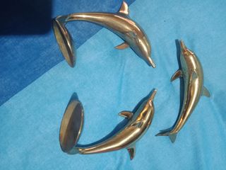 Delfines de Bronce