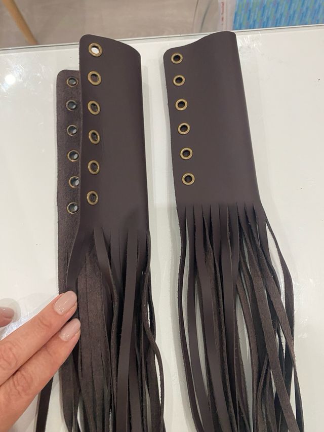 Empuñaduras de manillar de cuero con flecos