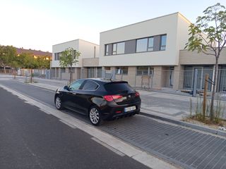 Alfa Romeo Giulietta 2011