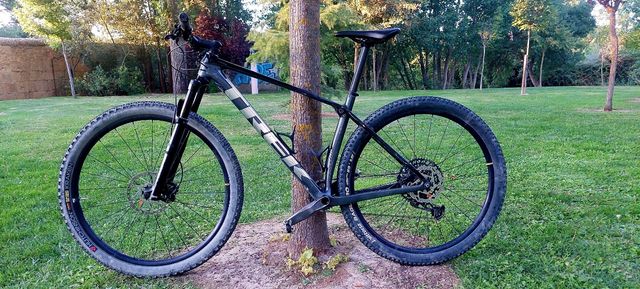 Bicicleta Trek Procaliber 9.7 Carbono