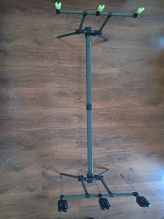 Trípode para cañas de pescar