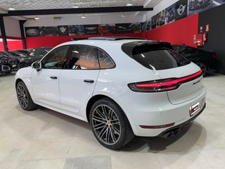 Porsche Macan Turbo 324 kW (440 CV)