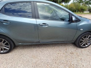 Mazda 2   sólo 40000kms