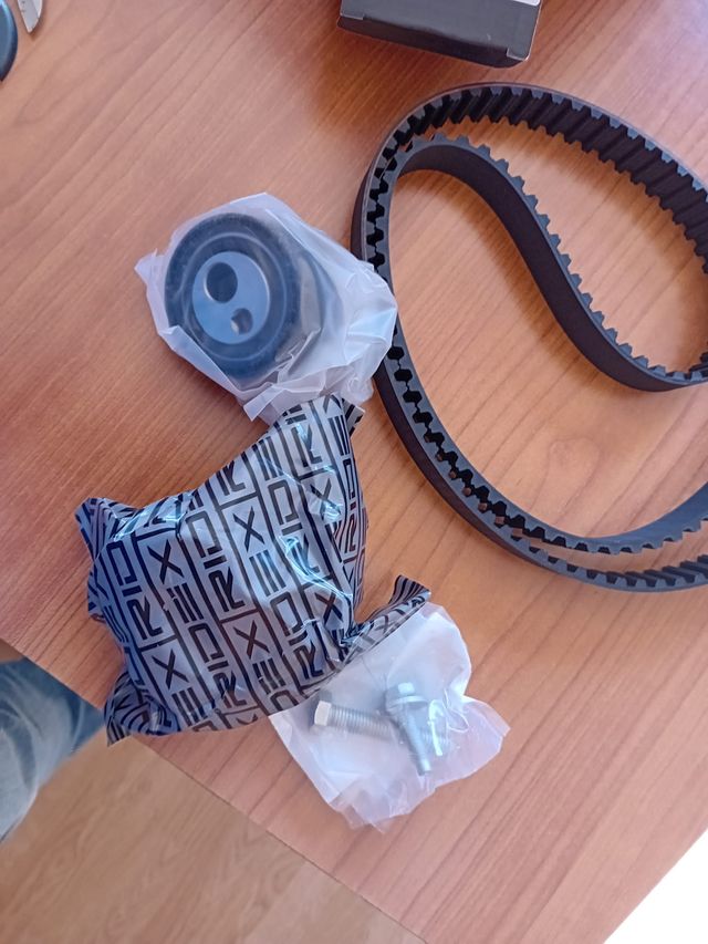 Kit Distribución Peugeot 307 2.0 HDI