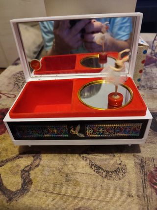 Joyero musical vintage con bailarina