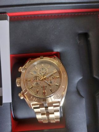 Reloj Jaguar Dorado Edición Limitada