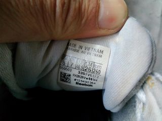 zapatillas NIKE VOMERO 10 y REEBOK t:40 UNISEX