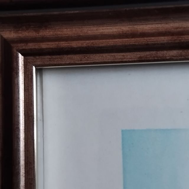 Quadro decorativo prateado em madeira