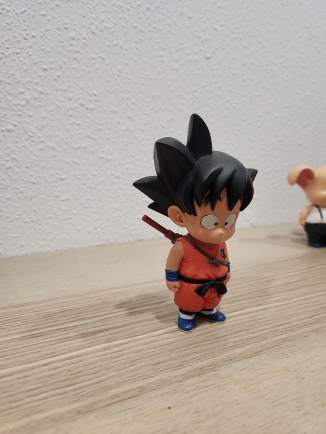 Figura Goku Niño