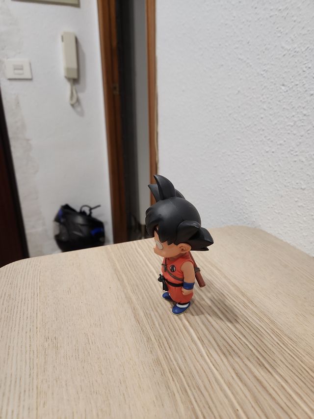 Figura Goku Niño