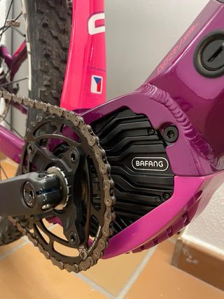 Bicicleta Eléctrica E-GUERA Morado/Rosa