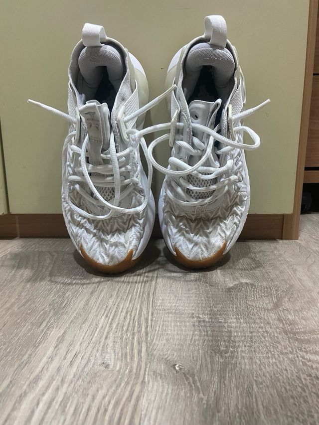 Zapatillas Under Armour Blancas