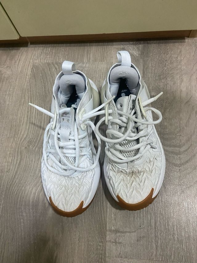 Zapatillas Under Armour Blancas