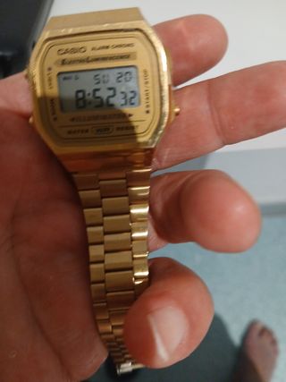 Reloj Casio Dorado