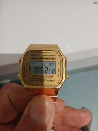Reloj Casio Dorado