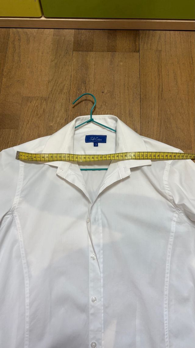 Camisa blanca de manga larga