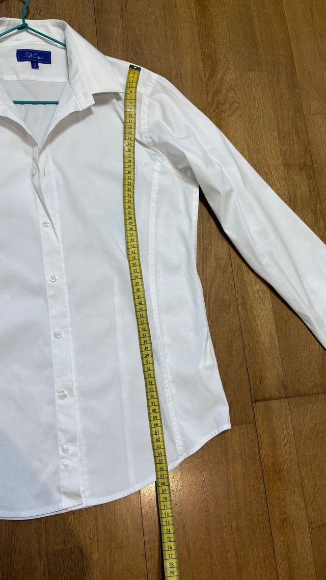 Camisa blanca de manga larga