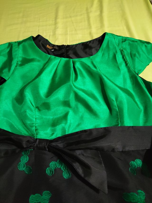 Vestido fiesta verde y negro talla 54