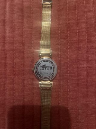 Reloj Lotus Dorado Mujer