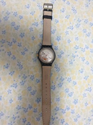 Orologio automatico Swatch, nuovo cinturino in pelle nera